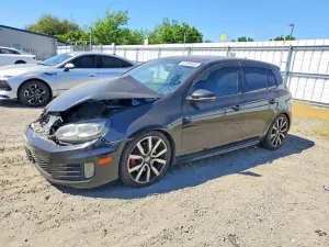 Volkswagen Golf 2.0L 4 2013