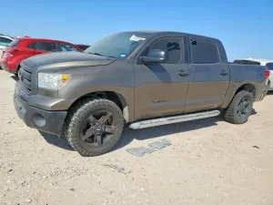 Toyota Tundra 4.6L 8 2011