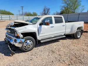 Chevrolet Silverado 1500 6.6L 8 2015