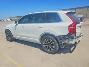 Volvo XC90 2.0L 4 2021