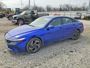 Hyundai Elantra 2.0L 4 2025