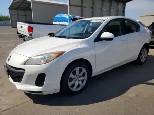 Mazda 3 2.0L 4 2013