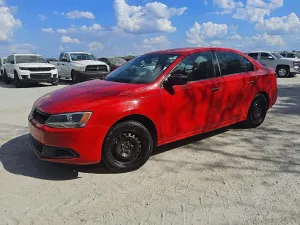 Volkswagen Jetta 2.0L 4 2013