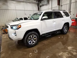 Toyota 4Runner 4.0L 6 2023