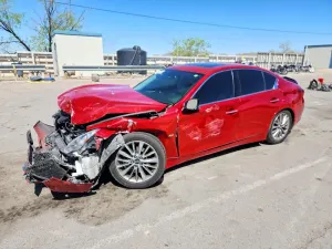 Infiniti Q50 3.0L 6 2021