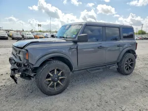 Ford Bronco 2.3L 4 2023