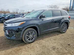 Toyota Highlander 3.5L 6 2017