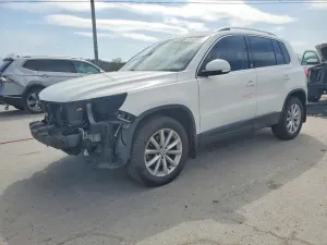 Volkswagen Tiguan 2.0L 4 2017