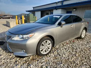 Lexus ES 3.5L 6 2015
