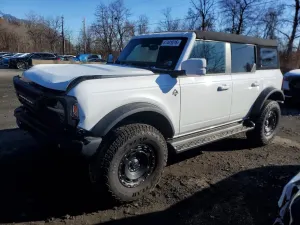 Ford Bronco 2.3L 4 2025