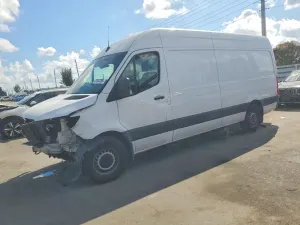 Mercedes-Benz Sprinter 2.0L 4 2022
