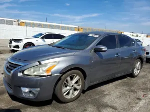 Nissan Altima 2.5L 4 2015