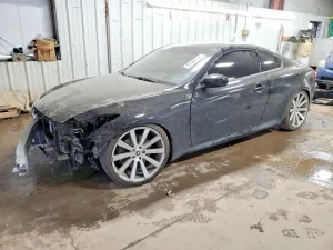 Infiniti Q60 3.7L 6 2014