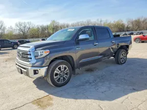 Toyota Tundra 5.7L 8 2021
