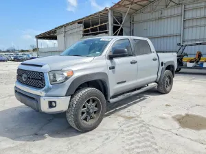Toyota Tundra 5.7L 8 2021