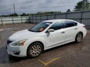 Nissan Altima 2.5L 4 2015