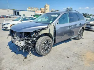 Nissan Pathfinder 3.5L 6 2019