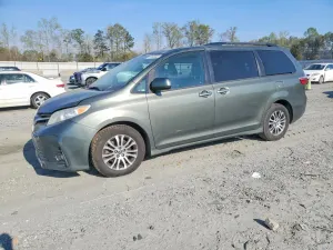 Toyota Sienna 3.5L 6 2018