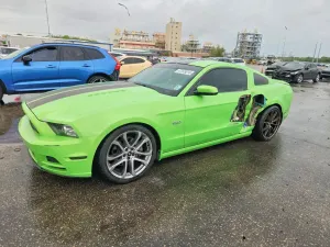 Ford Mustang 5.0L 8 2014