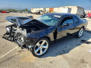 Dodge Challenger 5.7L 8 2012