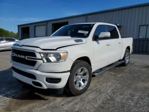 RAM 1500 5.7L 8 2021