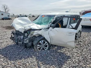 Kia Soul 2.0L 4 2015