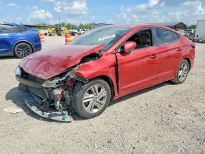 Hyundai Elantra 2.0L 4 2019