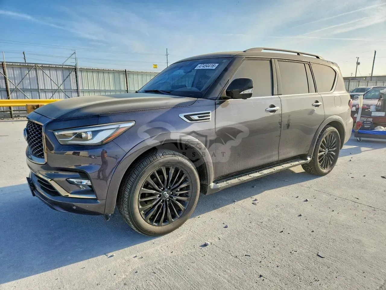 Infiniti QX80 5.6L 8 2023