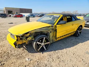 Ford Mustang 4.0L 6 2005
