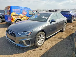 Audi A4 2.0L 4 2021