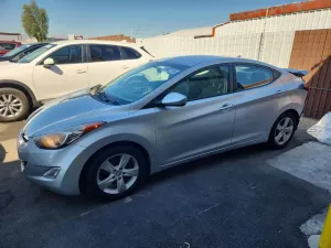 Hyundai Elantra 1.8L 4 2012