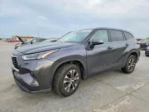 Toyota Highlander 3.5L 6 2021