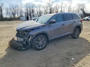 Toyota Highlander 3.5L 6 2019