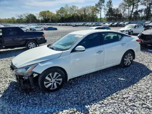 Nissan Altima 2.5L 4 2019