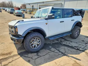 Ford Bronco 2.7L 6 2025