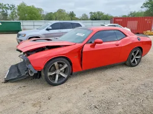 Dodge Challenger 5.7L 8 2015