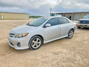 Toyota Corolla 1.8L 4 2011