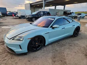 Porsche Taycan U 2025