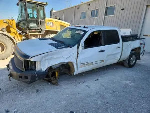 Chevrolet Silverado 1500 6.6L 8 2012