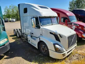 Volvo VNL 12.8L 6 2017