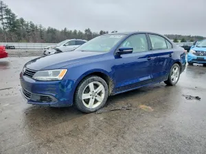 Volkswagen Jetta 2.0L 4 2014