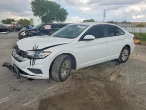 Volkswagen Jetta 1.4L 4 2019