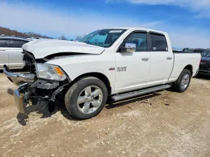 RAM 1500 5.7L 8 2014