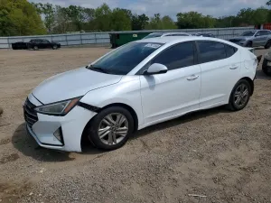 Hyundai Elantra 2.0L 4 2019