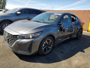 Nissan Sentra 2.0L 4 2025