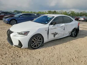 Lexus IS 2.0L 4 2017