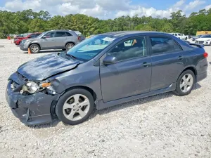Toyota Corolla 1.8L 4 2011
