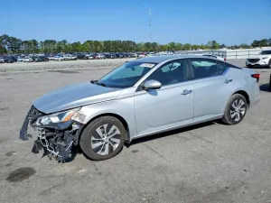 Nissan Altima 2.5L 4 2021