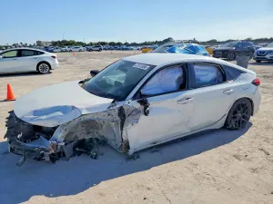 Honda Civic 2.0L 4 2024