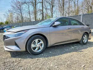 Hyundai Elantra 2.0L 4 2023